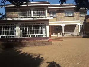 7bdrm Maisonette in Ngong CBD for sale