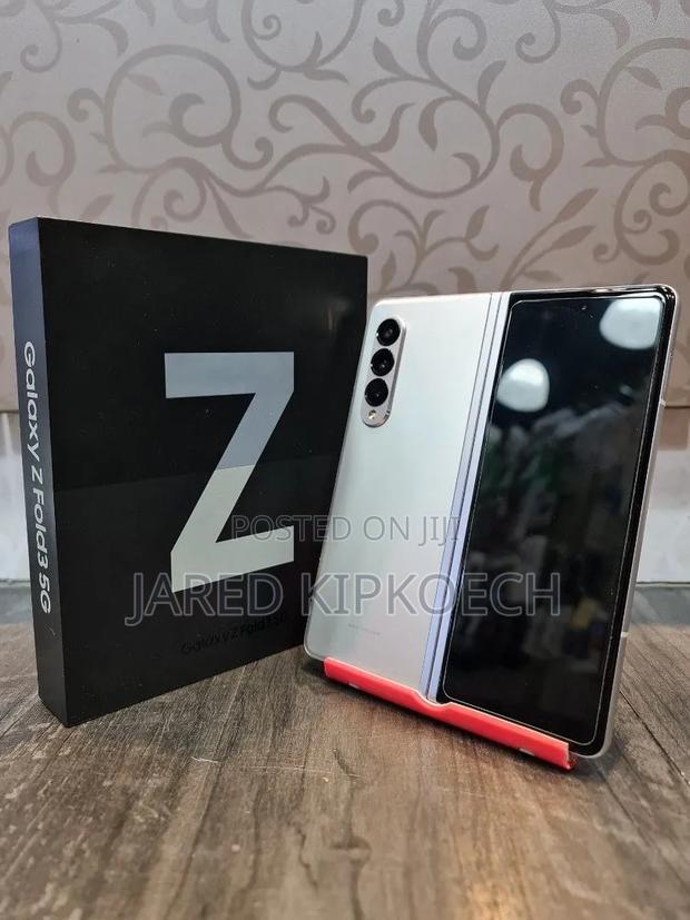 Samsung Galaxy Z Fold 3 512 GB Silver - main view