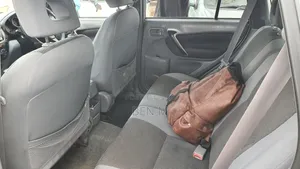 Toyota RAV4 Automatic 2003 Silver