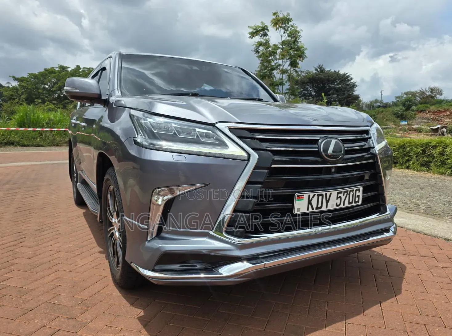 Lexus LX 2016 Gray