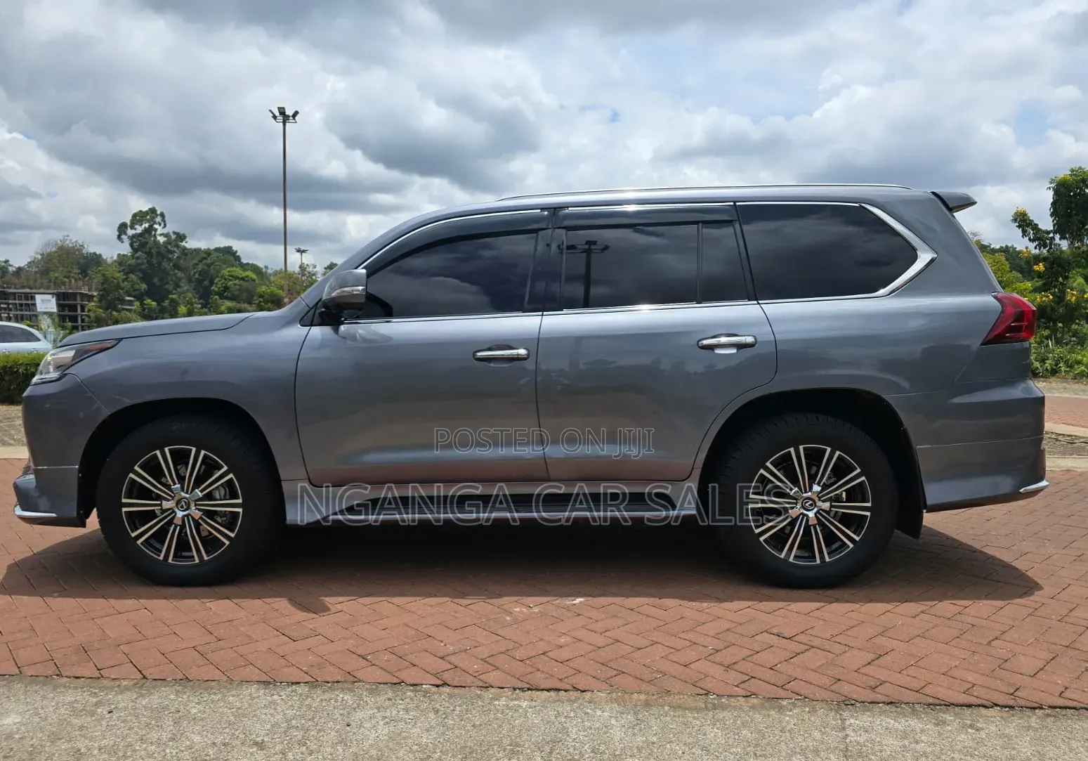Lexus LX 2016 Gray
