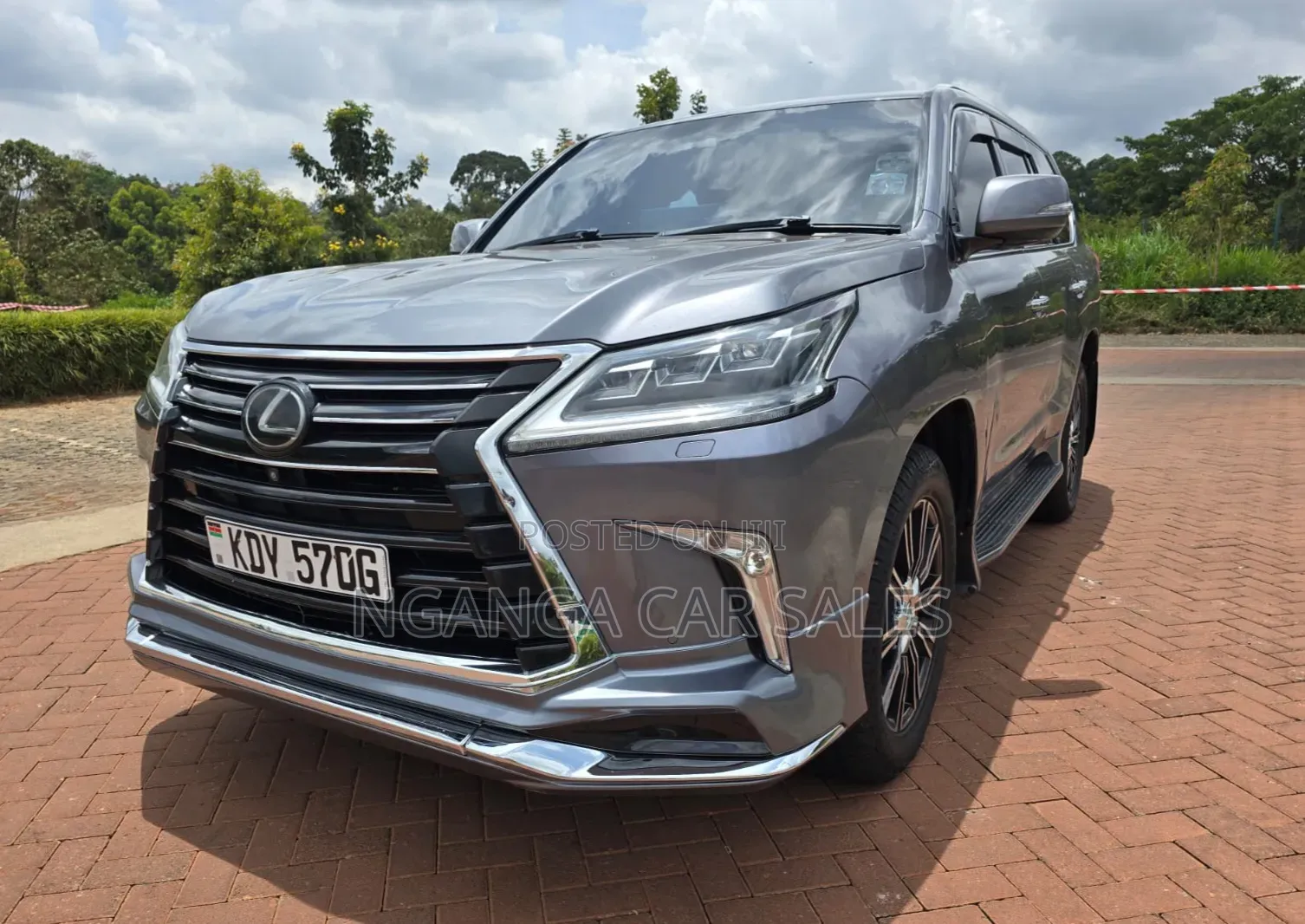 Lexus LX 2016 Gray