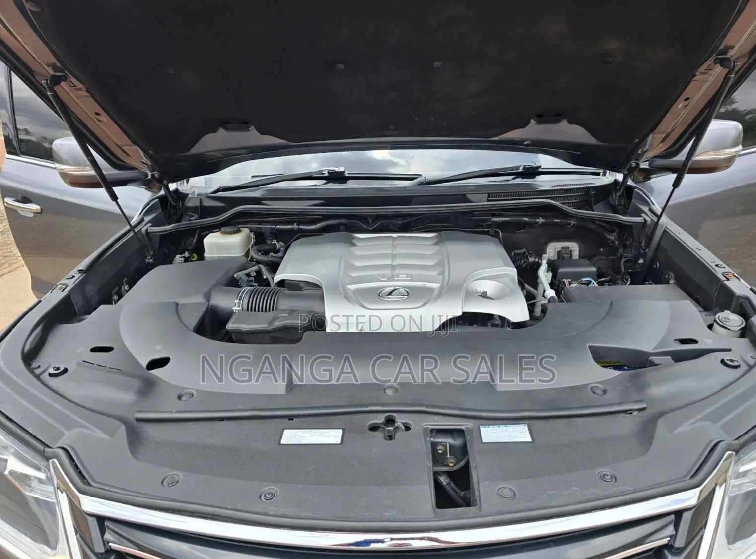 Lexus LX 2016 Gray