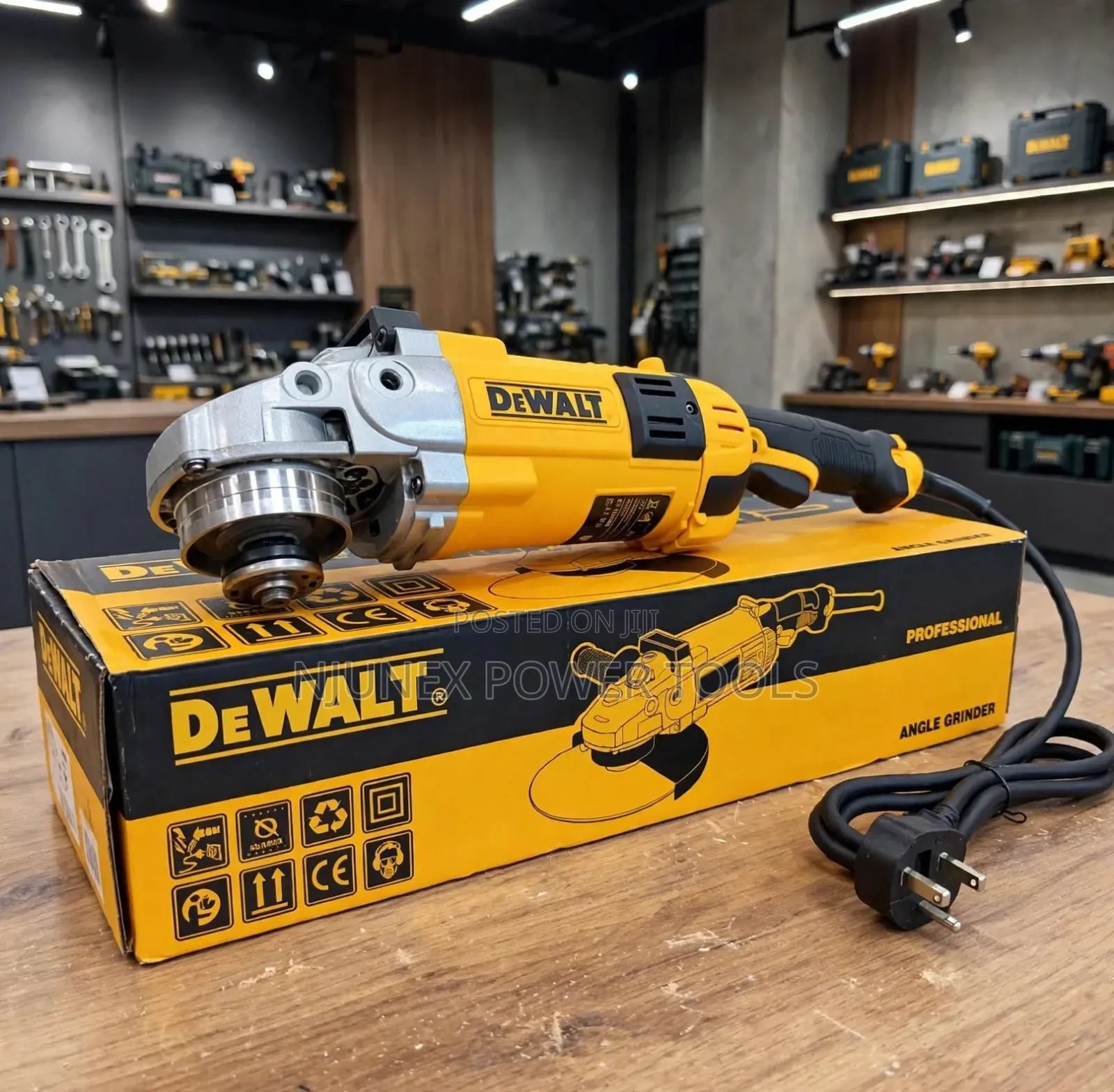 DeWalt 9-Inch (230mm) Heavy Duty Angle Grinder 2800W