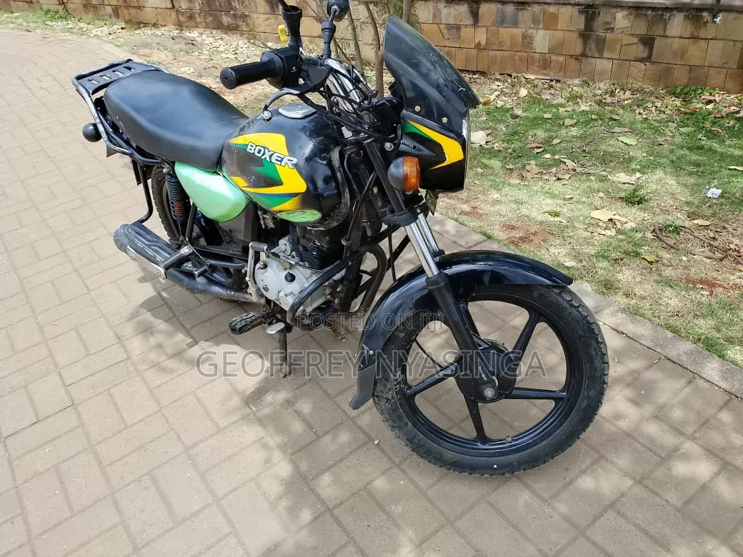 Bajaj Boxer 150 UG 2024 Black