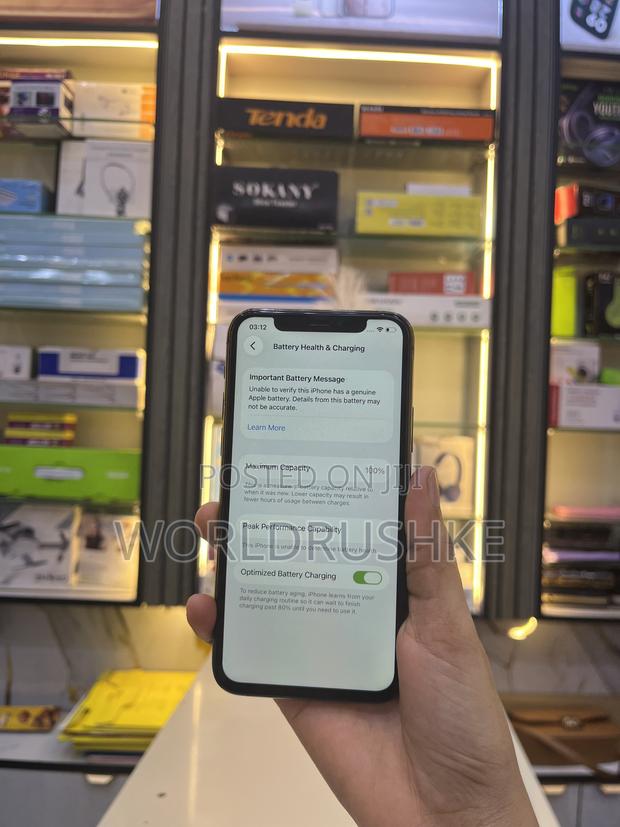 Apple iPhone 11 Pro 256 GB Black - main view