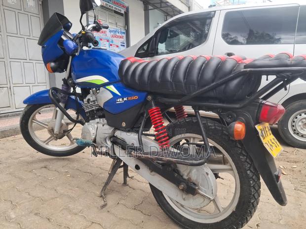 TVS HLX Plus ES 2022 Blue - thumbnail 7