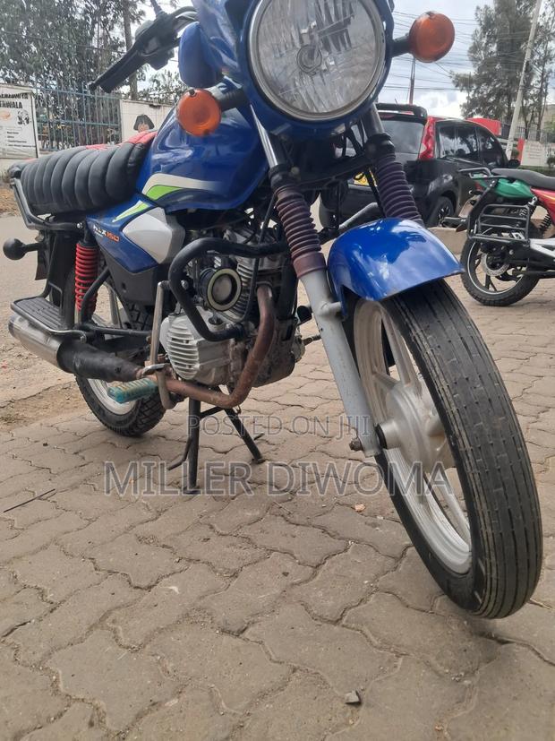 TVS HLX Plus ES 2022 Blue - thumbnail 11