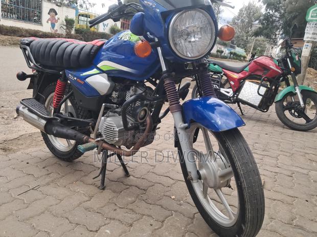 TVS HLX Plus ES 2022 Blue - thumbnail 12