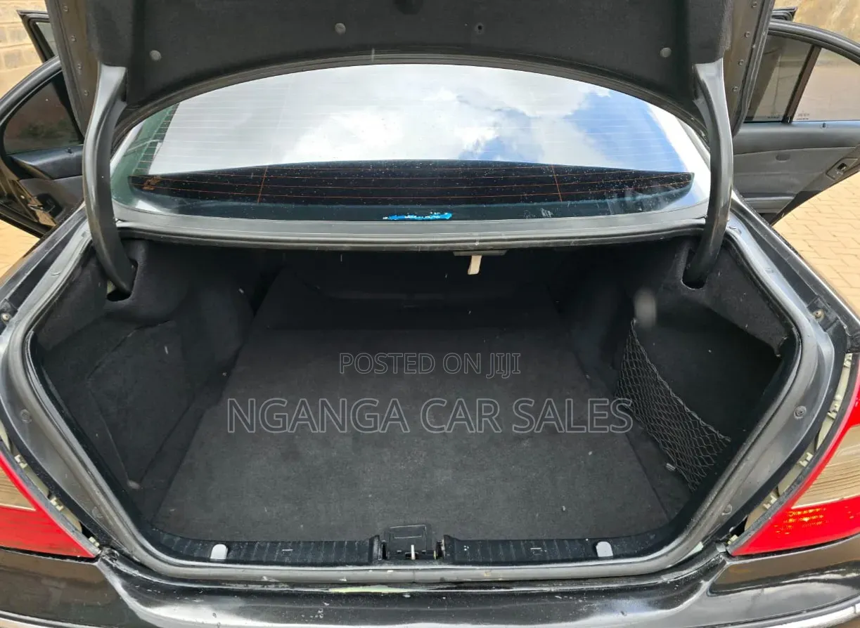 Mercedes-Benz E250 2010 Black