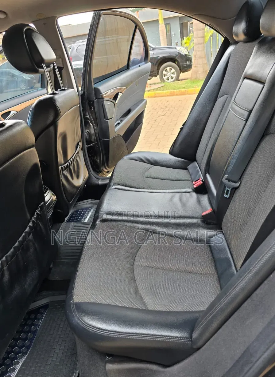 Mercedes-Benz E250 2010 Black