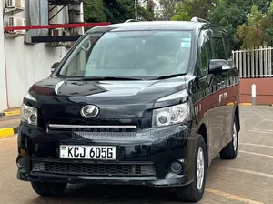 Toyota Voxy 2009 Black