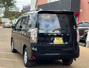 Toyota Voxy 2009 Black