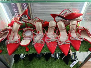 Victoria Kitted Heels Red