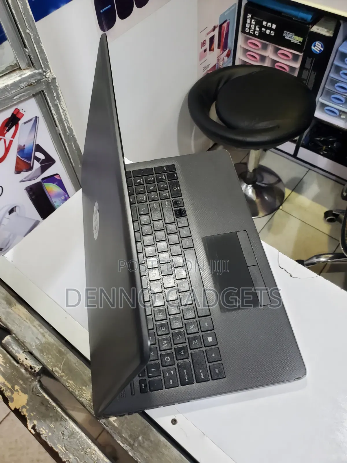 Laptop HP Pavilion 15 4GB Intel Core i3 HDD+SSD 500GB