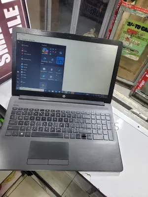 Laptop HP Pavilion 15 4GB Intel Core i3 HDD+SSD 500GB