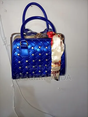 Stylish Blue Ladies Handbag – Elegant Woven Design