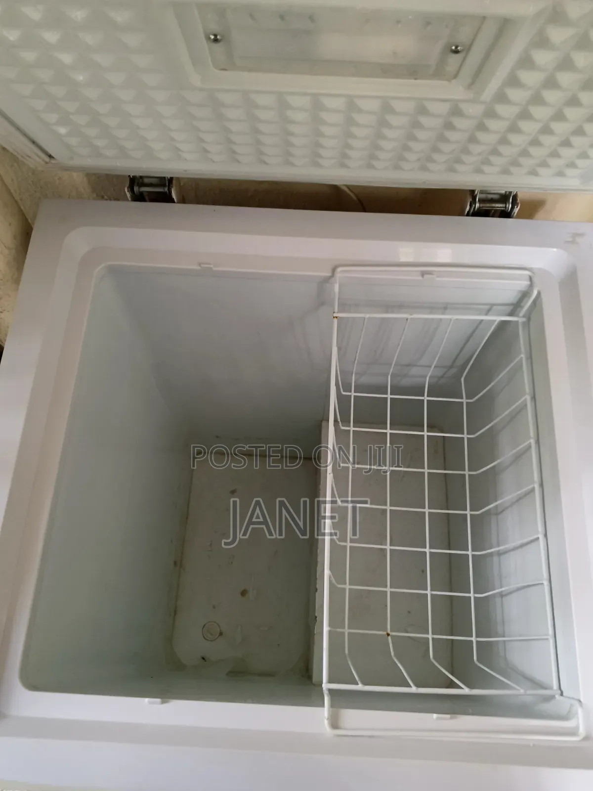 Premier Chest Freezer