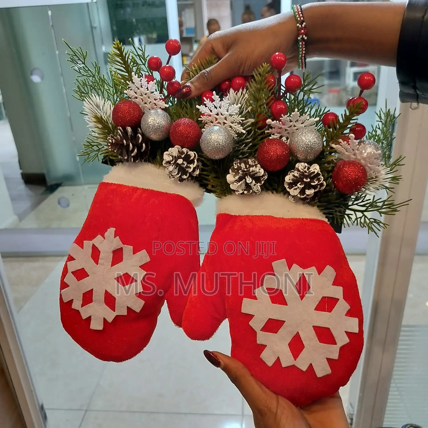 A Pair Christmas Mitten Wreath