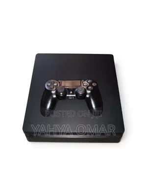 EX UK PlayStation 4 Pro & Slim Chipped Both 1tb Ps4