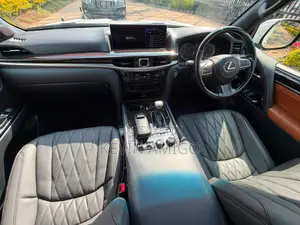 Lexus LX 2020 White