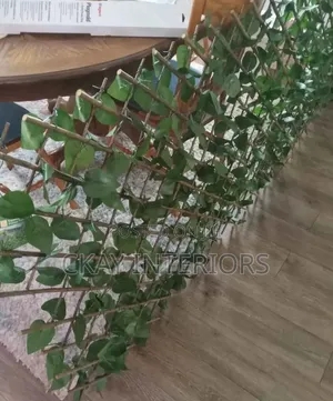 Expandable Ivy Privacy Fence With Flower Details