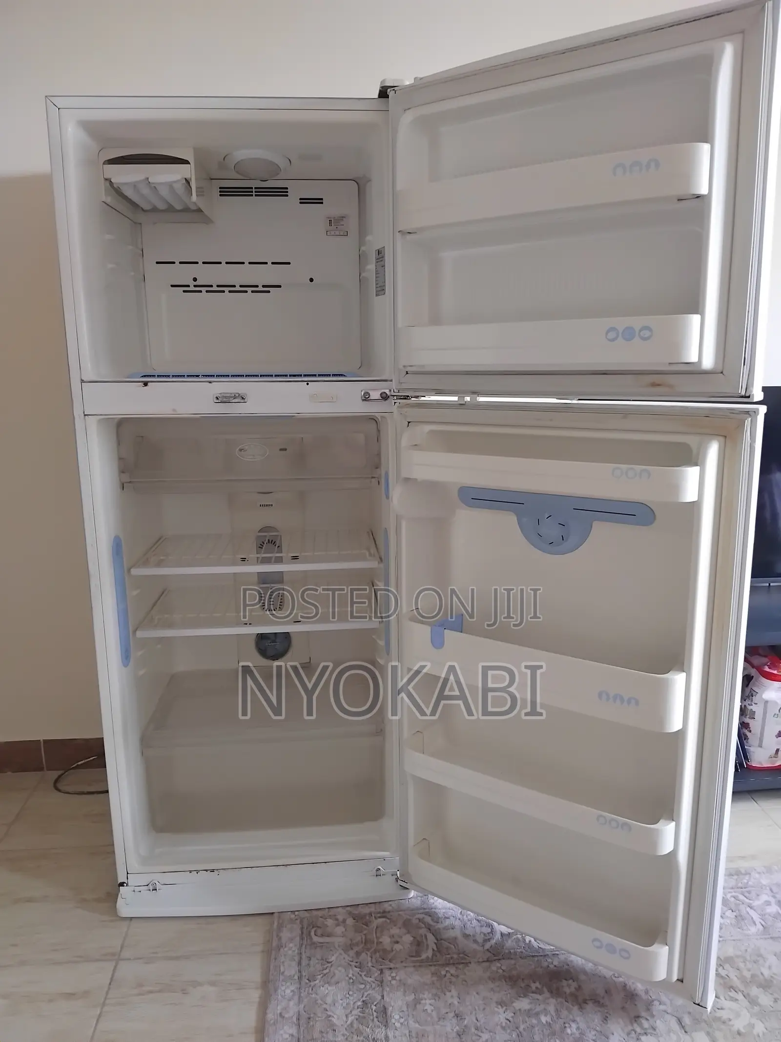 LG Fridge for Sale