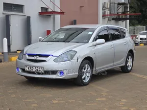 Toyota Caldina 2005 Silver