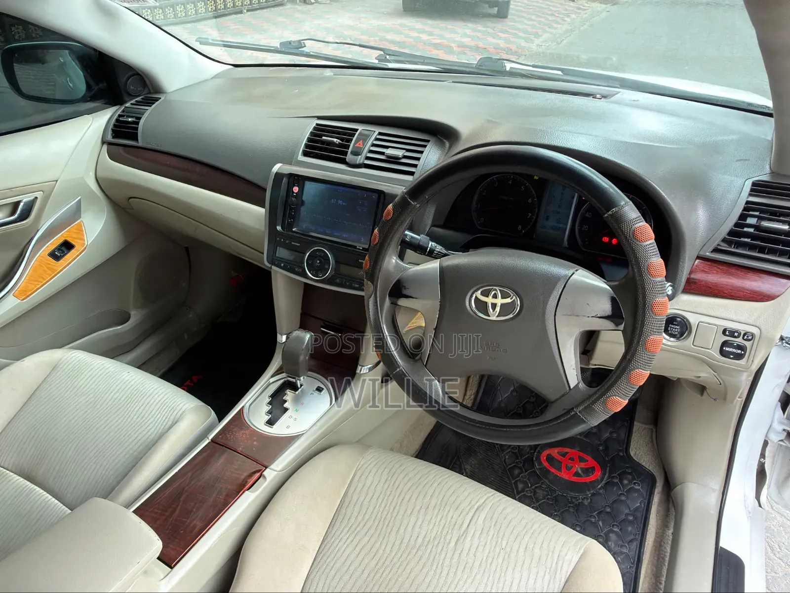 Toyota Premio 2012 White