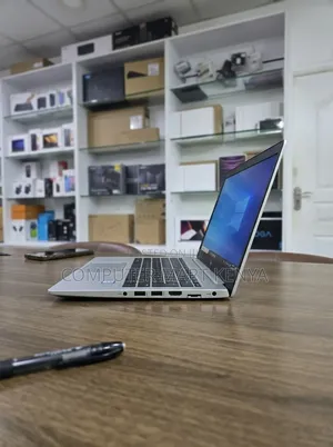 New Laptop HP EliteBook 830 G7 8GB Intel Core i5 SSD 256GB