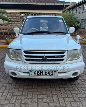 Mitsubishi Pajero IO 2002 White