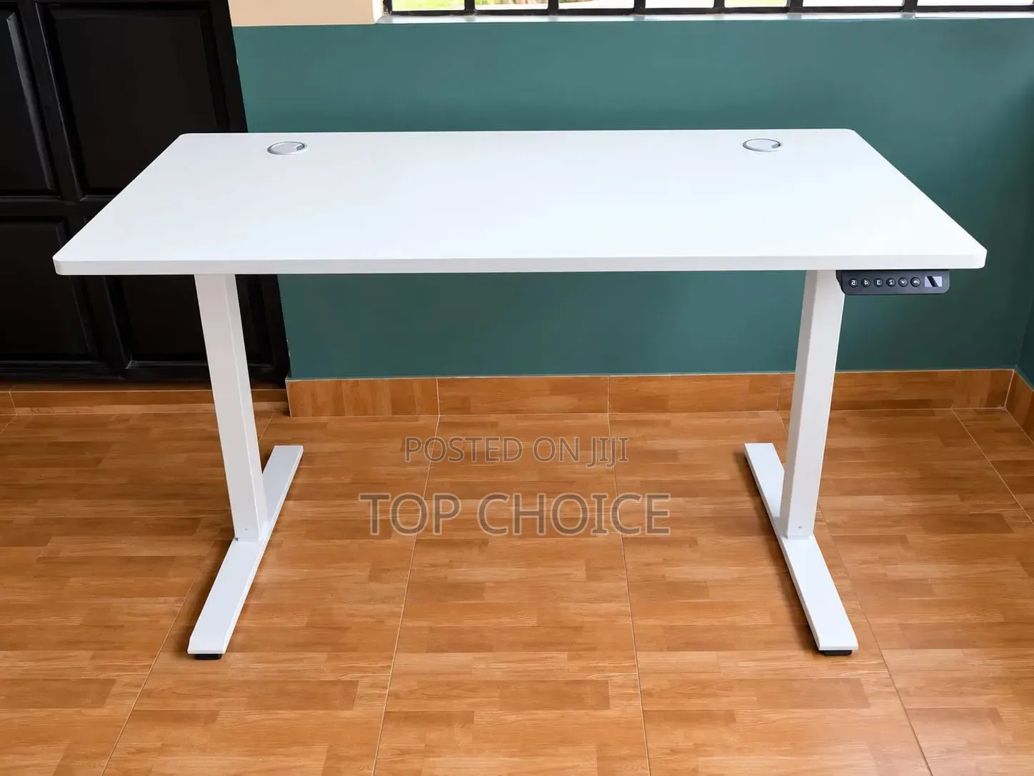 Electric Monitored Adjustable Desk 4fts