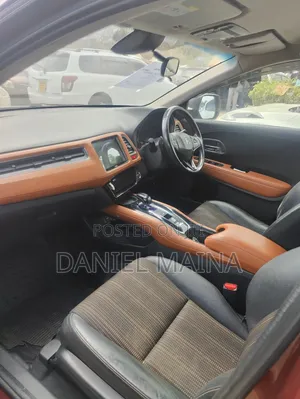 Honda Vezel 2015 Maroon