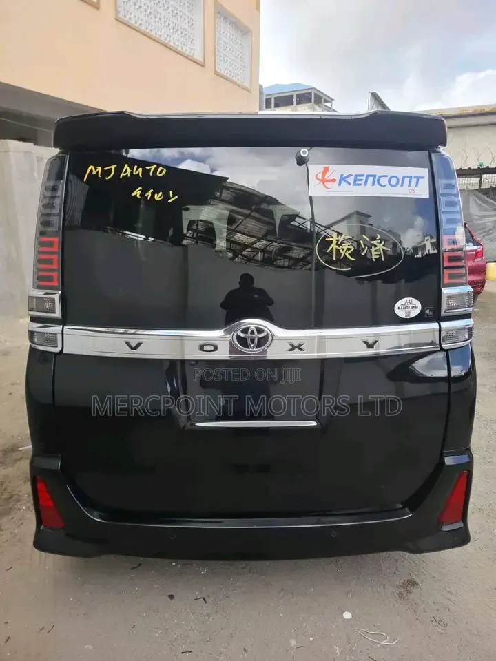Toyota Voxy 2020 Matt Black
