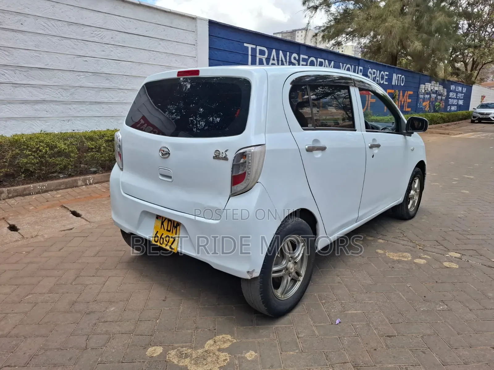 Daihatsu Mira 2016 White