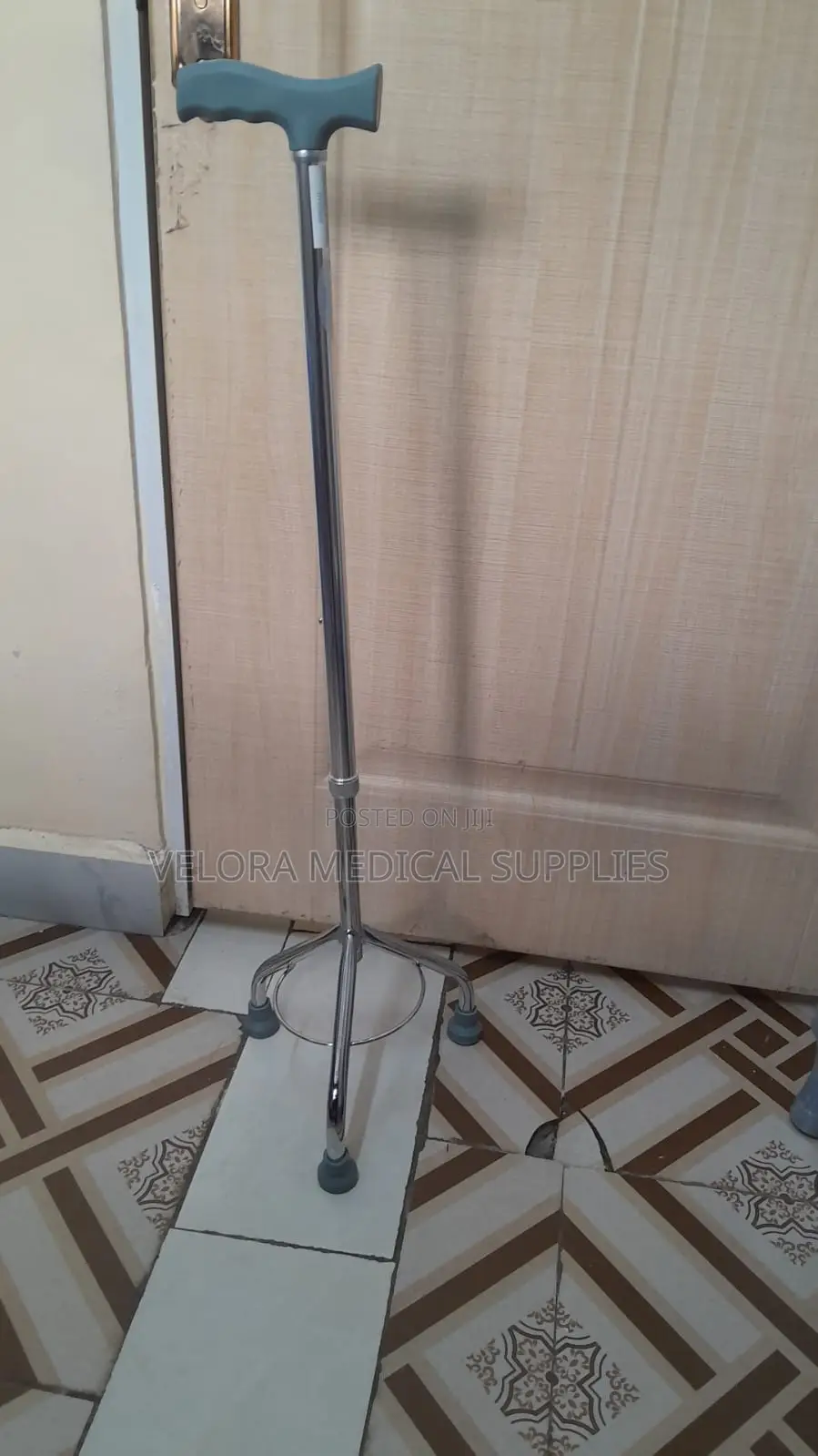 Tripod Walking Stick – Three-Legged Walking Cane