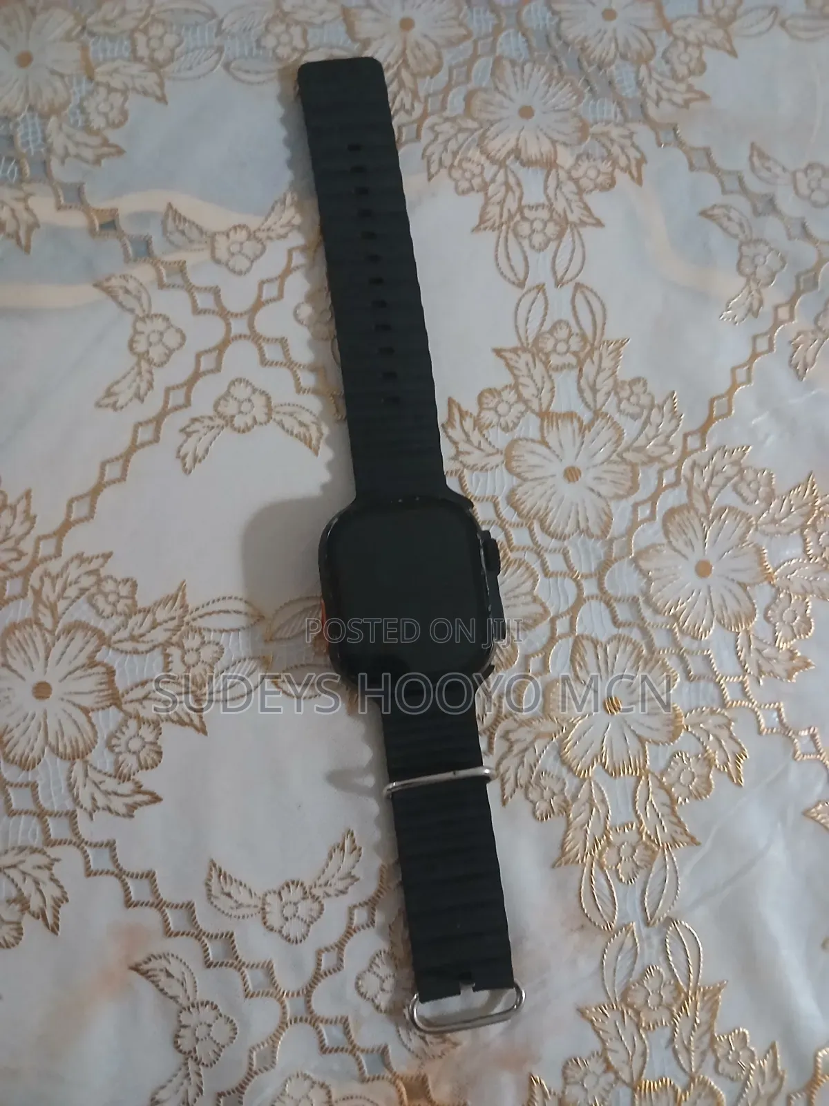 Quality Watch With Charger