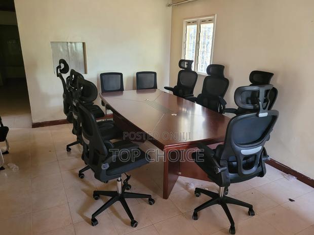 Modern Boardroom Conference Table - thumbnail 2