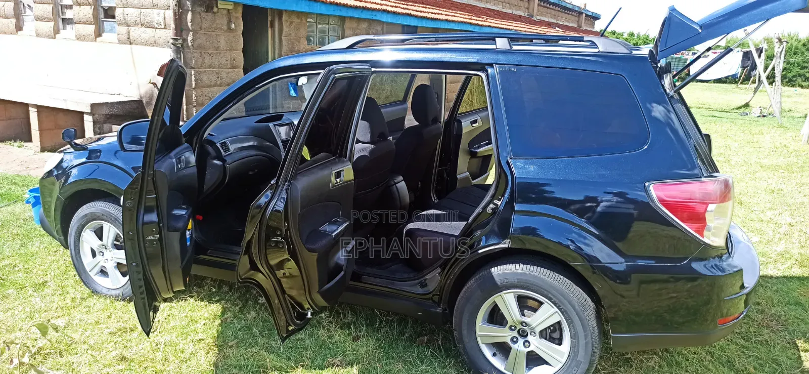 Subaru Forester 2011 Black