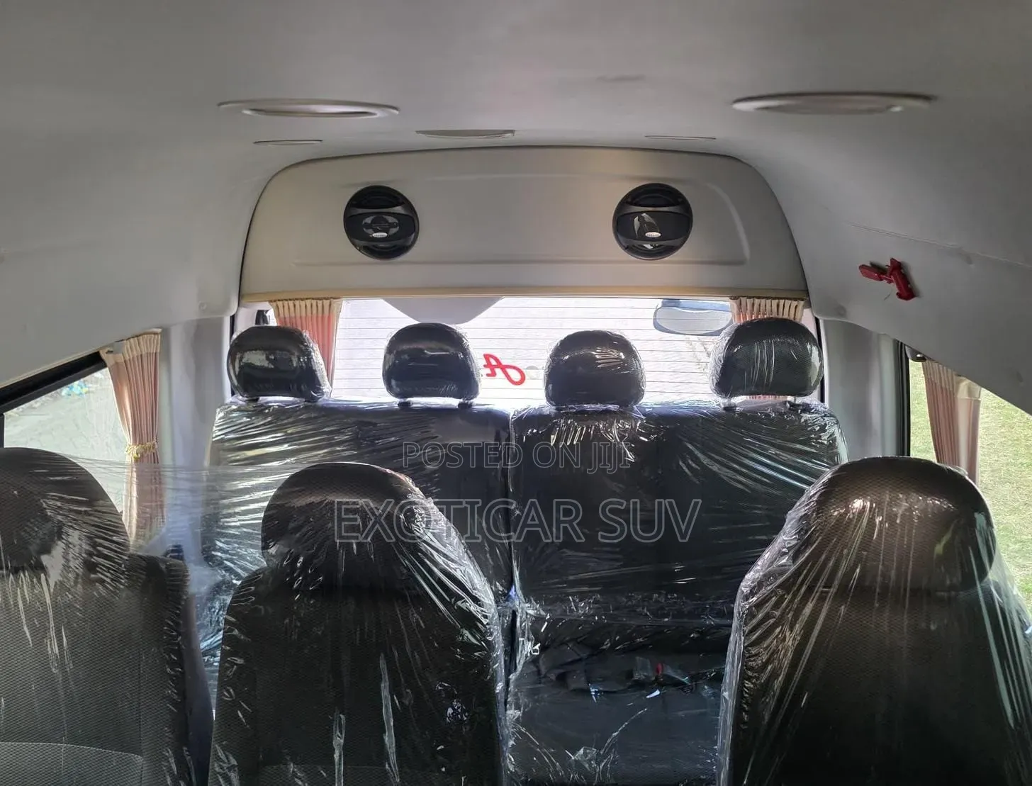 Toyota HiAce 2019 White