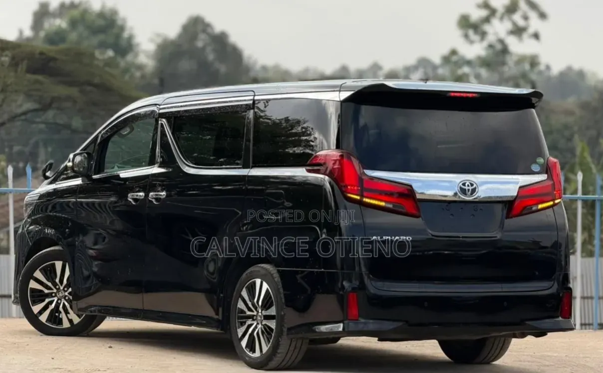 Toyota Alphard 2019 Black