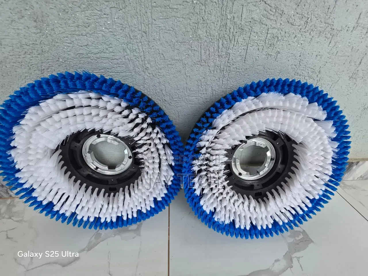 Soft/Hard Scrubbing Brushes