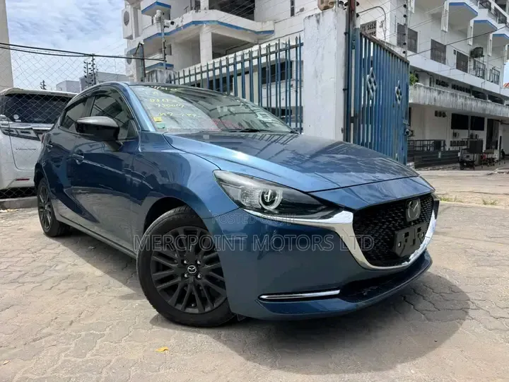 Mazda 2 2019 Blue