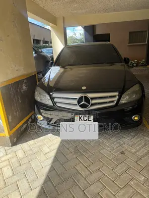 Mercedes-Benz C200 2009 Black