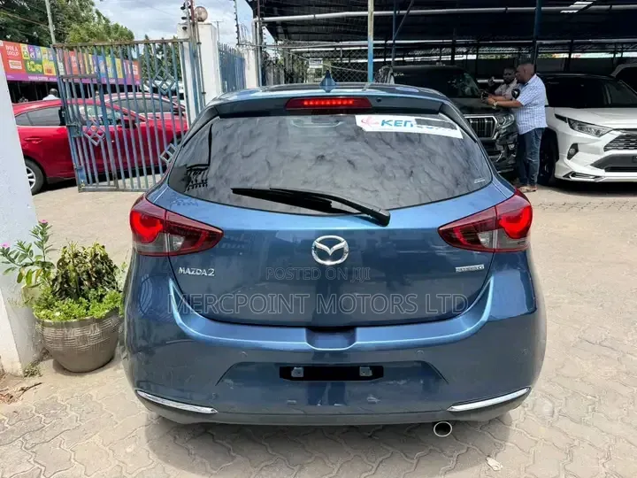 Mazda 2 2019 Blue