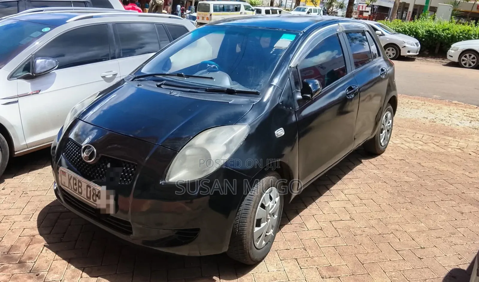 Toyota Vitz 2009 Black