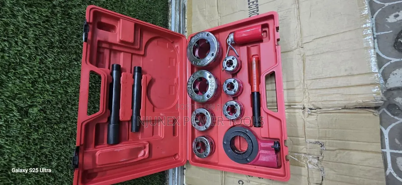 Manual Pipe Threader Ratchet Die Stock Set