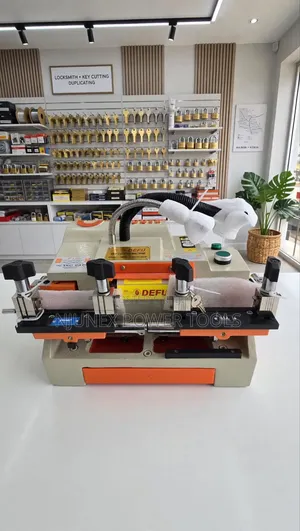 Defu 100E1 Double-Head Key Cutting Machine