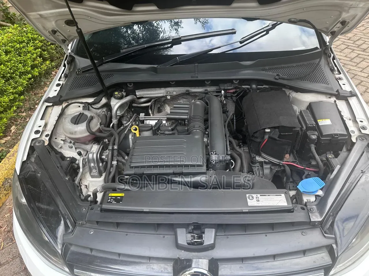 Volkswagen Golf Variant 2017 White