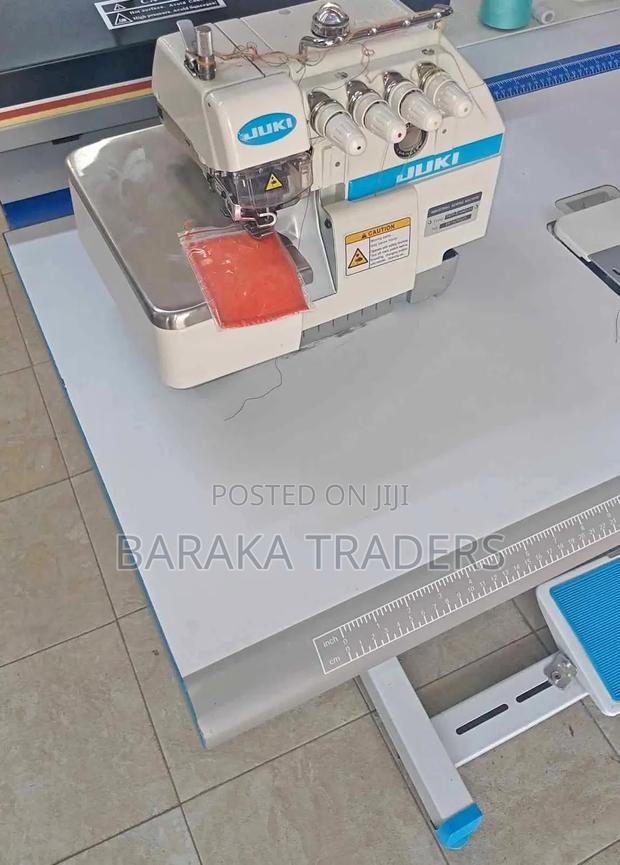 Industrial Overlock Sewing Machine - main view